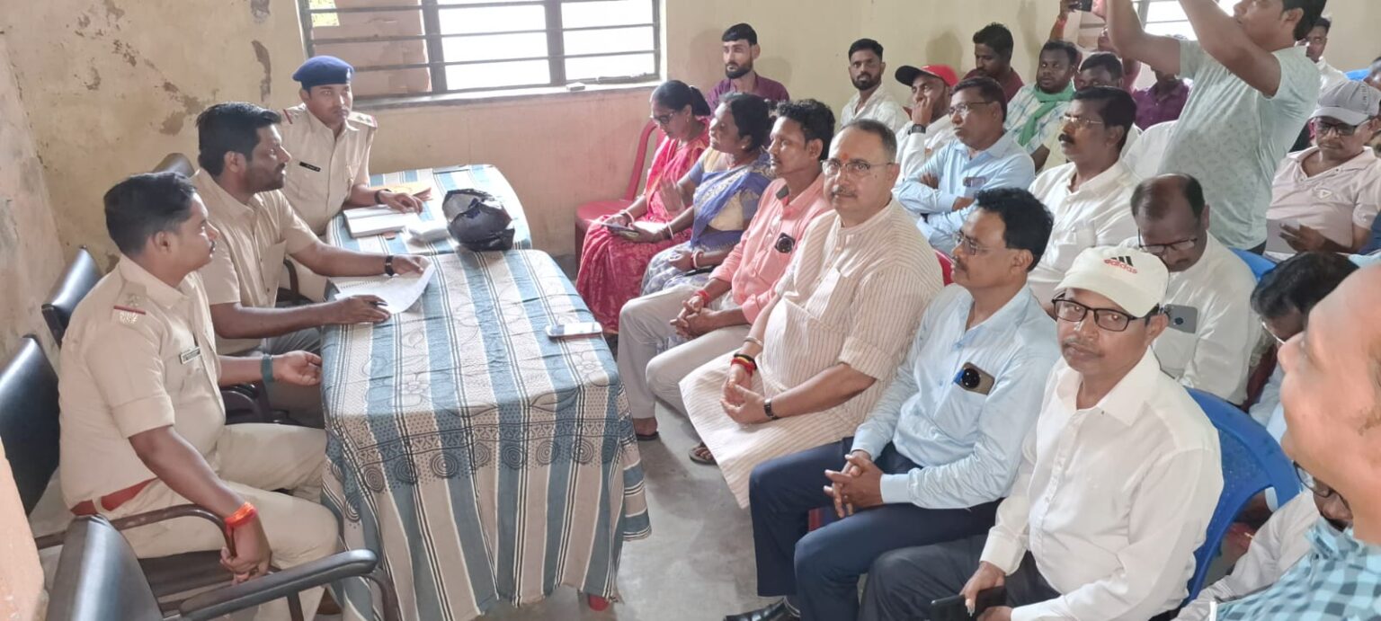 Peace committee meeting regarding Durga Puja concluded in Gomia police station premises
