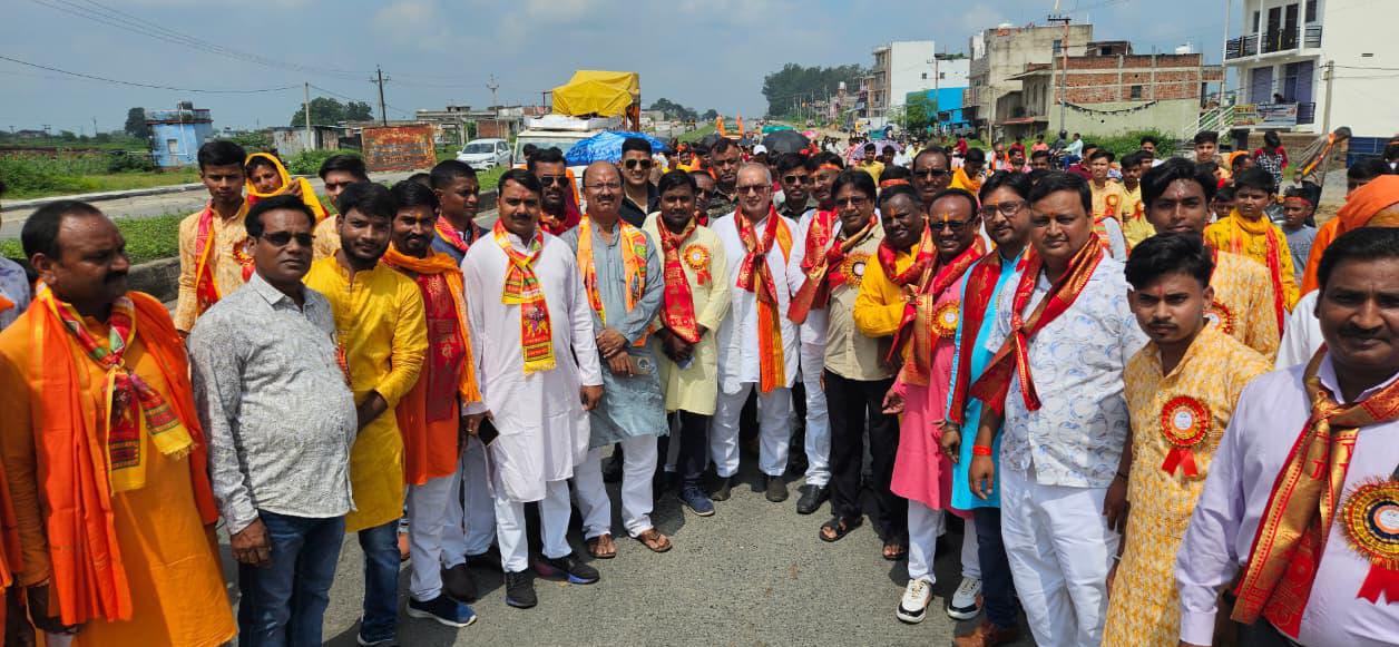 Sharadiya Navratri begins devotees gather in large numbers for the Kalash Yatra