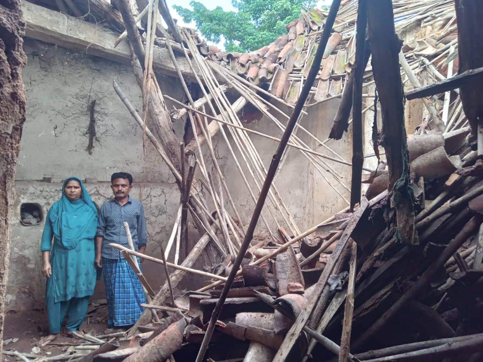The mud house of a poor minority was demolished by the heir in Kundru Kala