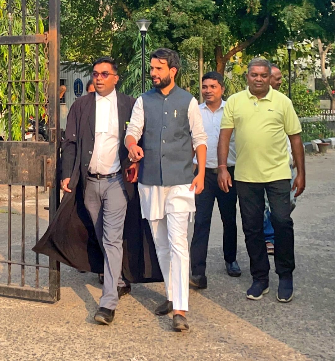 रामगढ़ के चर्चित काली मंदिर नूरी मस्जिद केस में भाजपा नेता धनंजय कुमार पुटूस सहित 13 लोग बाइज्जत बरी 1 53cae961 01b7 446c a3aa e3e49d527b7bBJP leader Dhananjay Kumar Putoos and 13 others were acquitted in the Ramgarh Kali Mandir Noori Masjid case