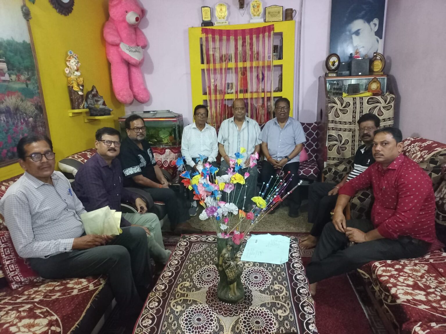 ABKAMs Jharkhand in charge AK Srivastava visited the district to meet District President Arun Kumar Sinha