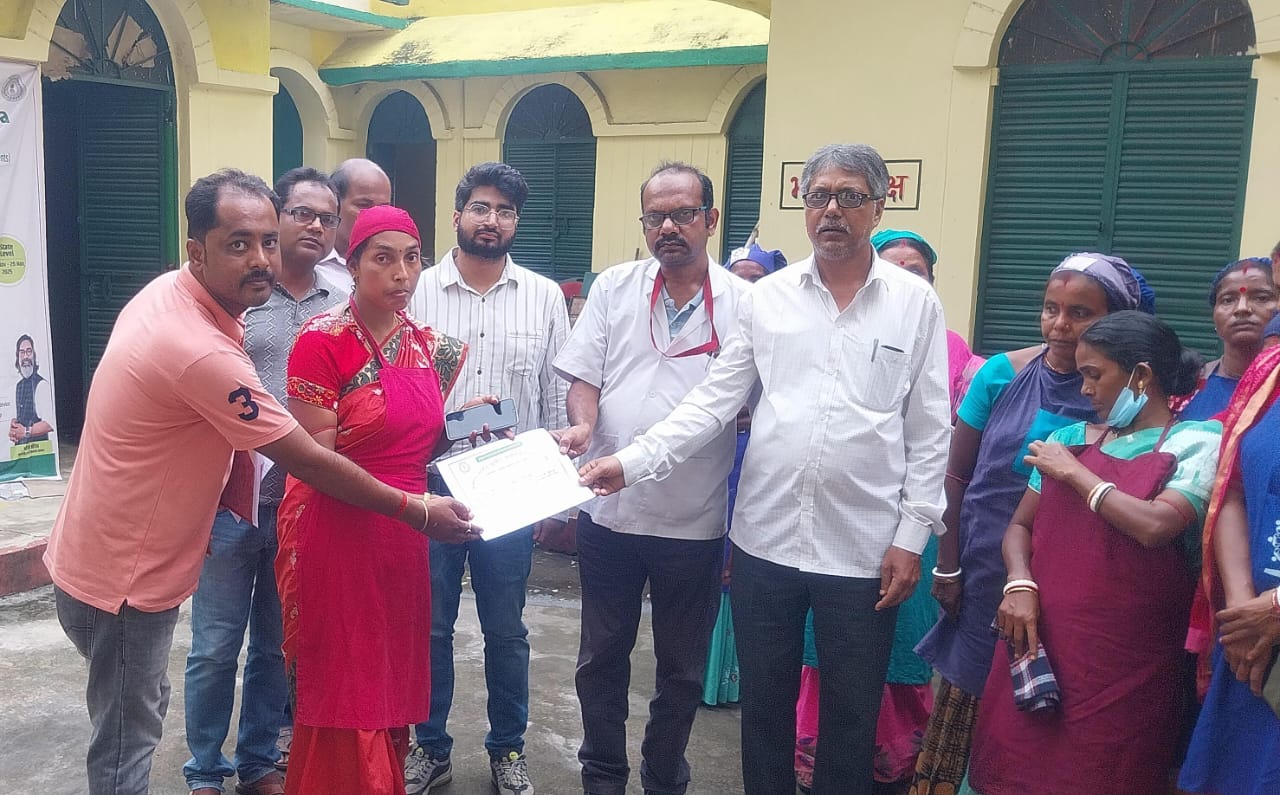 WhatsApp Image 2025 10 31 at 17.09.52