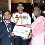 c284feb6 104f 49c0 9e46 bbed0e65a482President honored Diwakar Anand of Chalkusha