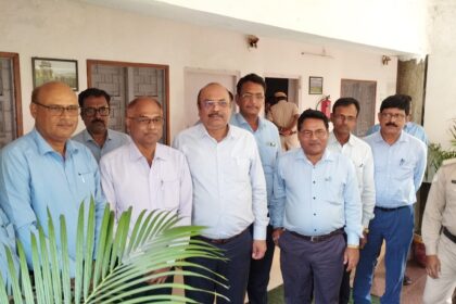 cdf36c5e efec 4290 aedb 870602f1266fCCL DTO inspected the mines of Kathara area and gave instructions for increased production