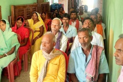 d90025a3 d805 4bc5 a2f4 A farmers seminar was held in Bandasinga village. Training was provided on increasing yields through the use of organic fertilizers and nano urea