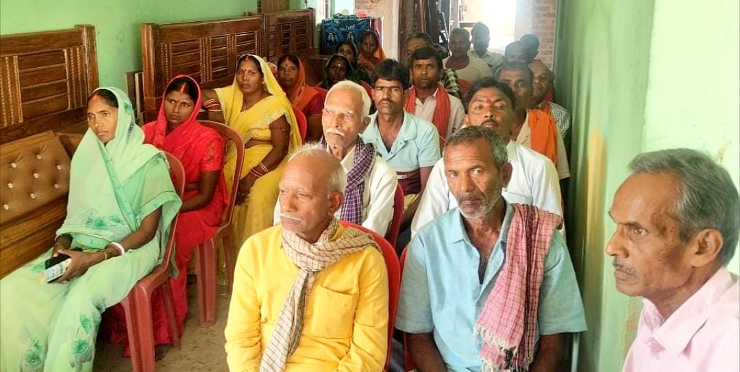 बंडासिंगा गांव में किसान गोष्ठी का आयोजन. जैविक खाद व नैनो यूरिया के उपयोग से पैदावार बढ़ाने की मिली प्रशिक्षण 1 d90025a3 d805 4bc5 a2f4 A farmers seminar was held in Bandasinga village. Training was provided on increasing yields through the use of organic fertilizers and nano urea