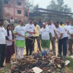 eeb9a1af 62d4 4f63 8855 4f1f832b1a70Jharkhand Seva Samiti launched a cleanliness drive at Chhath Ghats