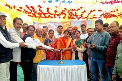 921 applications received on spot execution in Aapki Sarkar Aapke Dwar camp in Barkatha North Chechakappi and Barkanngaon Panchayat