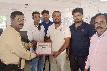 An example of humanity Pelawal Vikas Manchs 14th blood donation camp concludes successfully