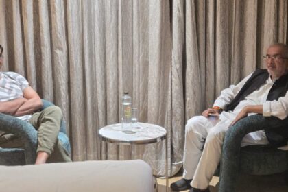 Barhi MLA Manoj Yadav met Bhojpuri actor and BJP star campaigner Nirahua in Patna