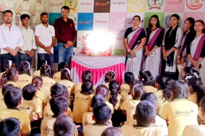 Constitution Day was celebrated with great pomp at Leela Gurukul Turkabad