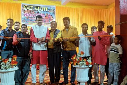 Devotees danced all night long at the Bhagwati Jagran at Hazari Mod