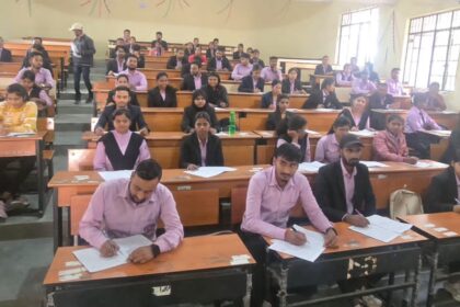 Essay competition organized in the Department of Political Science