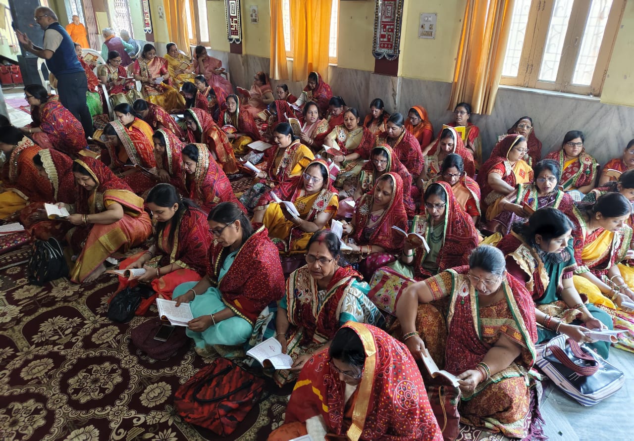 आस्था : राणी सती मंदिर में मंगसीर नवमी महोत्सव के प्रथम दिन भव्य मंगल पाठ का हुआ आयोजन 1 Faith A grand Mangal Path was organised on the first day of Mangsir Navami festival at Rani Sati Temple