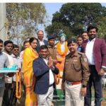 Garlands were offered to the statue of Lord Birsa Munda at Tenughat