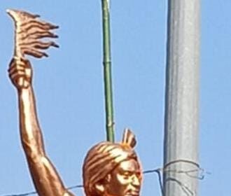 On the birth anniversary of Bhagwan Birsa Munda and Jharkhand Foundation Day social worker Rakesh Gupta paid tribute to him by offering flowers on his picture