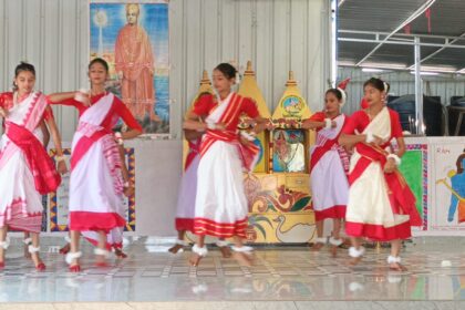 Tribal Pride Day and Jharkhand Foundation Day were celebrated with great enthusiasm at Bhamashah Saraswati Shishu Vidya Mandir Barahi