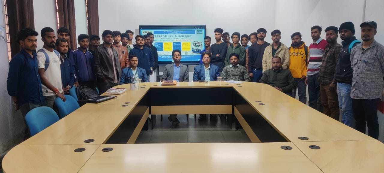 एनटीपीसी मैती में टाटा मोटर्स के द्वारा अप्रेंटिसशिप ड्राइव की आयोजन किया गया 1 WhatsApp Image 2025 11 29 at 16.44.55