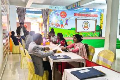 डेरोज़ियो बोर्डिंग स्कूल में अभिभावक शिक्षक बैठक सफलतापूर्वक आयोजित