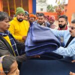 A blanket of relief in the harsh cold a big initiative of Hazaribagh Youth Wing distributing blankets to 100 needy people in Ward No. 4