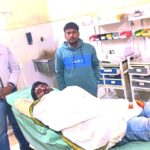A young man was seriously injured in a road accident social worker Sikandar Kumar demonstrated humanity by taking the injured to the hospital