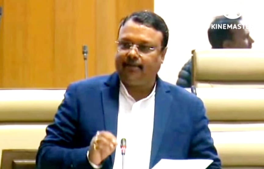 Barkatha MLA Amit Yadav raised the issue of poor road condition in the Assembly