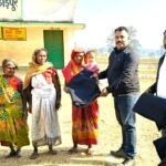 Blankets were distributed among 102 needy people in the block area by Jharkhand Nav Nirman Yuva Sena