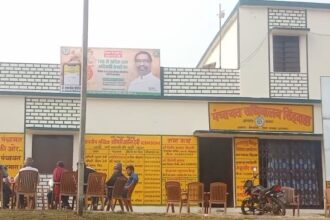 Controversy erupts over mixed construction in government buildings Bangla kiln bricks in PACS building