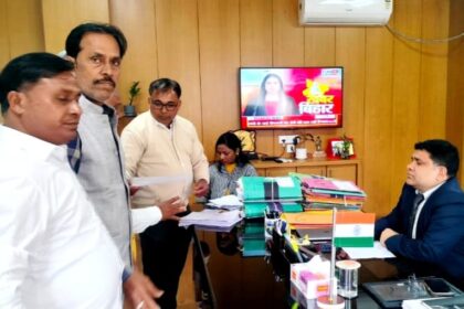 Demand was made to the Deputy Commissioner to provide the voter list of 2003 from booth number 121 to 126 of Barkatha North and South