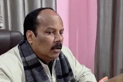 Discussion held with Deputy Commissioner on school holidays in view of cold wave and dense MLA Pradeep Prasad