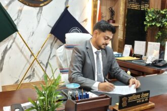 District Compassionate Committee meeting held under the chairmanship of Deputy Commissioner