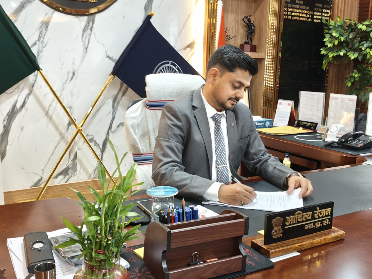 District Compassionate Committee meeting held under the chairmanship of Deputy Commissioner