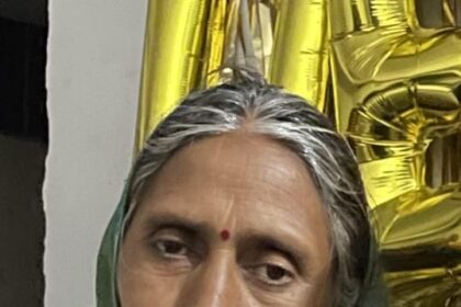 Due to the increasing cold the Panchayat Samiti members demanded distribution of blankets and bonfires among the needy