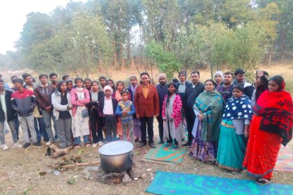 Educational tour and picnic program of Sawant Inter College in Churchu block of Hazaribagh enthusiasm was seen among the students