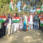 Former Sadar Assembly candidate Munna Singh celebrated the 140th foundation day of the Congress Party with Congress workers in Katkamdag