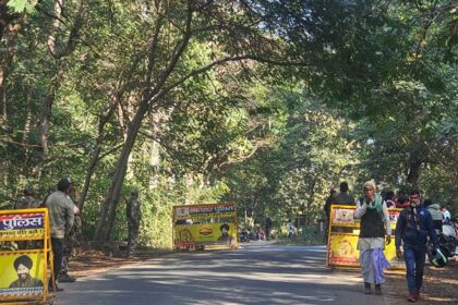 Garu police alert regarding New Year intensive vehicle checking campaign near police station gate