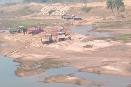 Illegal sand storage and transportation is not being curbed safe zones have been created in the storage areas Mo Kaiyum