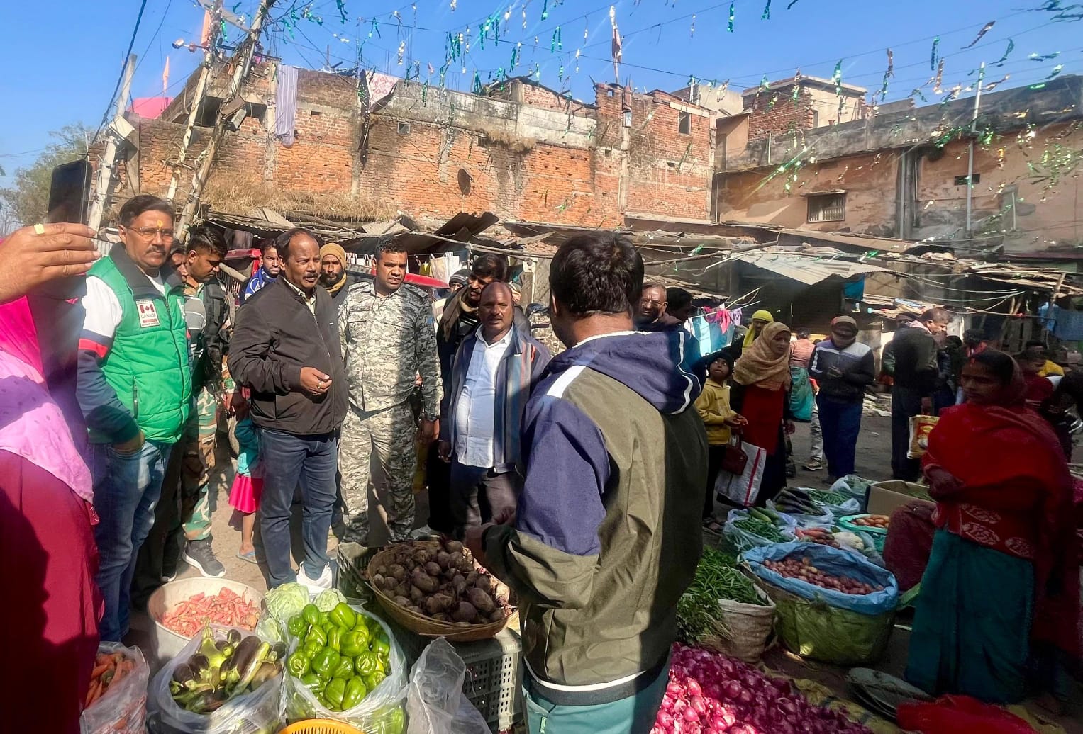 MLA Pradeep Prasad takes strict cognizance of the chaos in the vegetable market of Hazaribagh