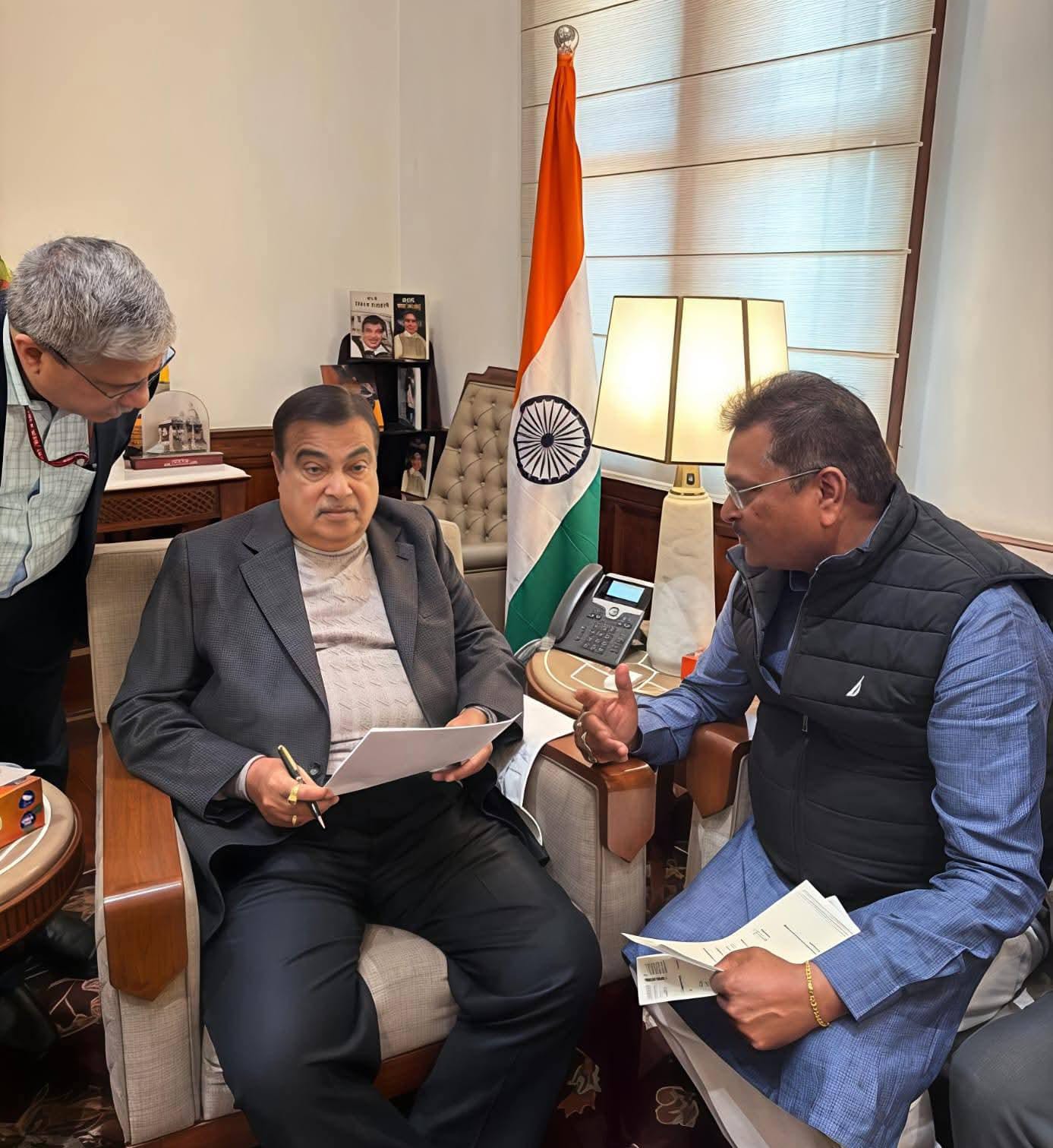 MP Manish Jaiswal had a special meeting with Union Minister Nitin Gadkari