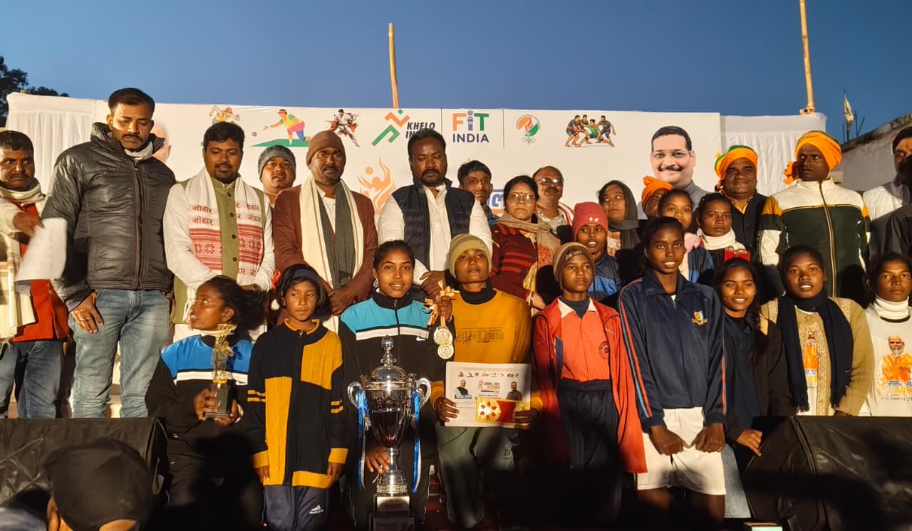 MP Sports Festival was organised in Mandar BJP leader Sunny Toppo was present