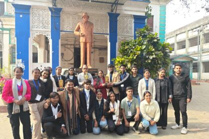 Markham College team returns after participating in the Youth Festival