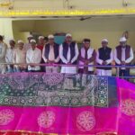 Minority Fronts newly appointed district president Sagir Khan offered a chadar at the tomb of Data Mehboob Shah and prayed for peace and strengthening of the organization