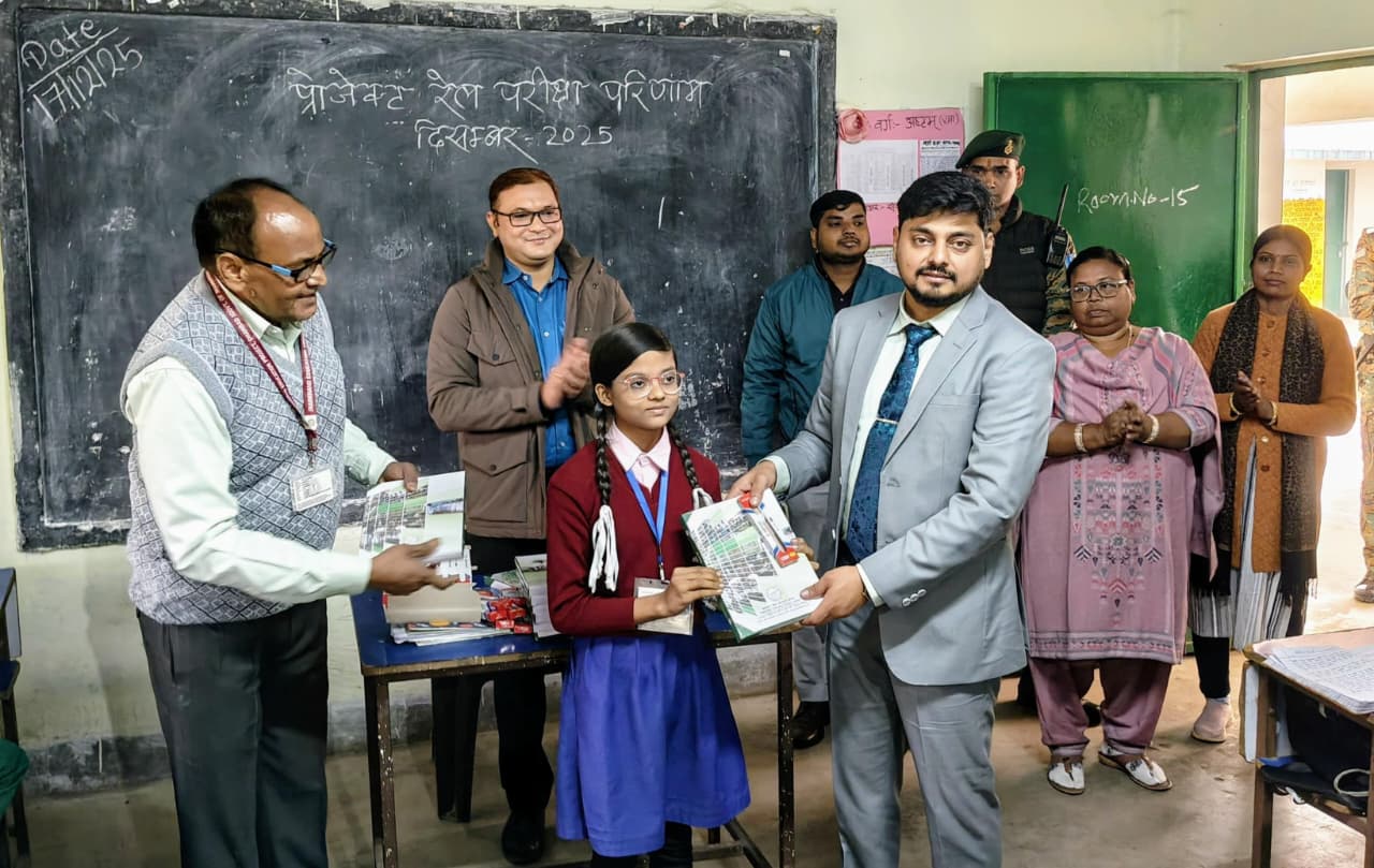 The Deputy Commissioner honoured three girl students for their excellent performance in the Project Rail