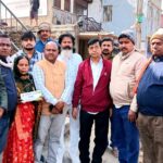 58000 rupees were illegally withdrawn from a bank account in Barkatha. The branch manager assured recovery