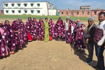 Blankets were distributed under the leadership of the head in Barka Khurd