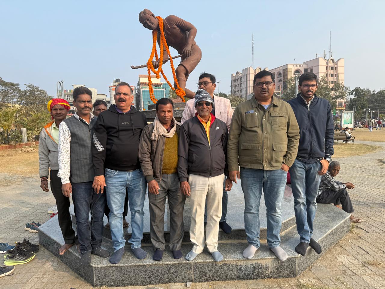 Congress leaders garland Jaipal Singh Munda on his birth anniversary vow to carry forward his ideas