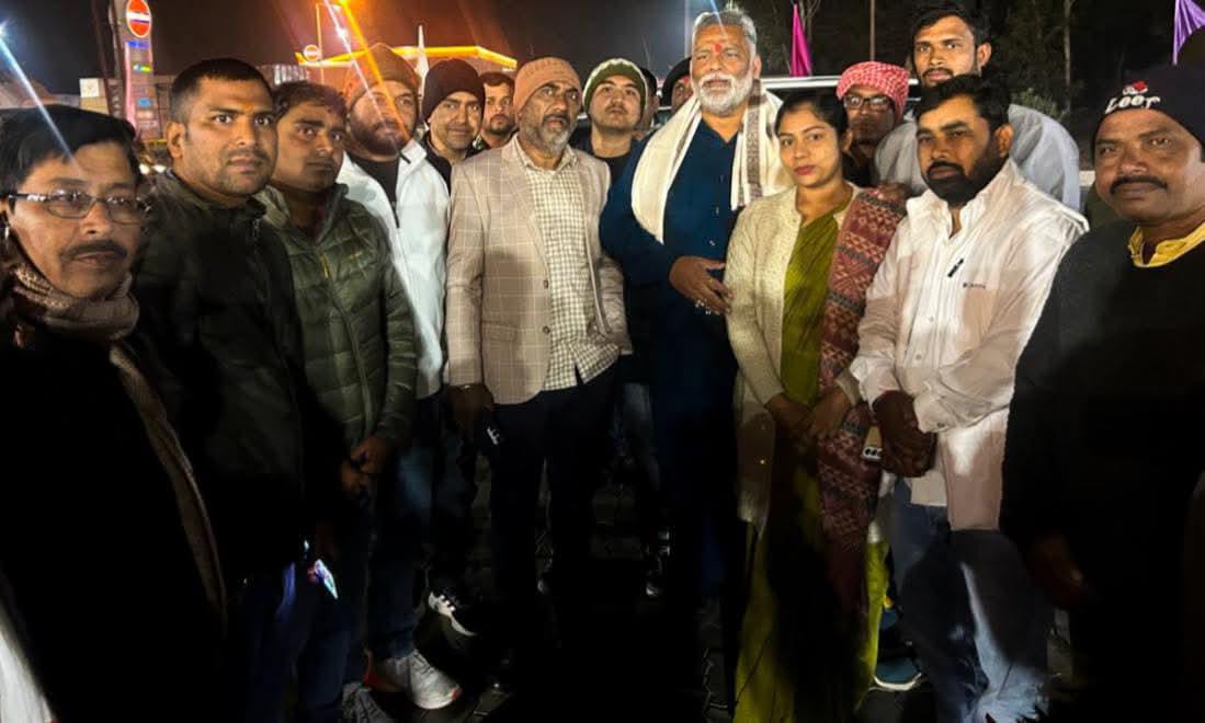 Congress workers welcomed Purnia MP Pappu Yadav in Barhi