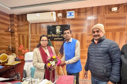 Hazaribagh Youth Wing paid a courtesy visit to the newly appointed DDC Riya Singh