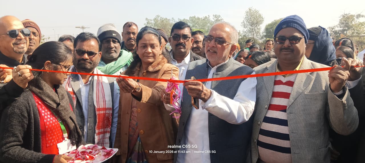 Health fair organised at Chandwara block headquarters 260 villagers availed benefits of government schemes