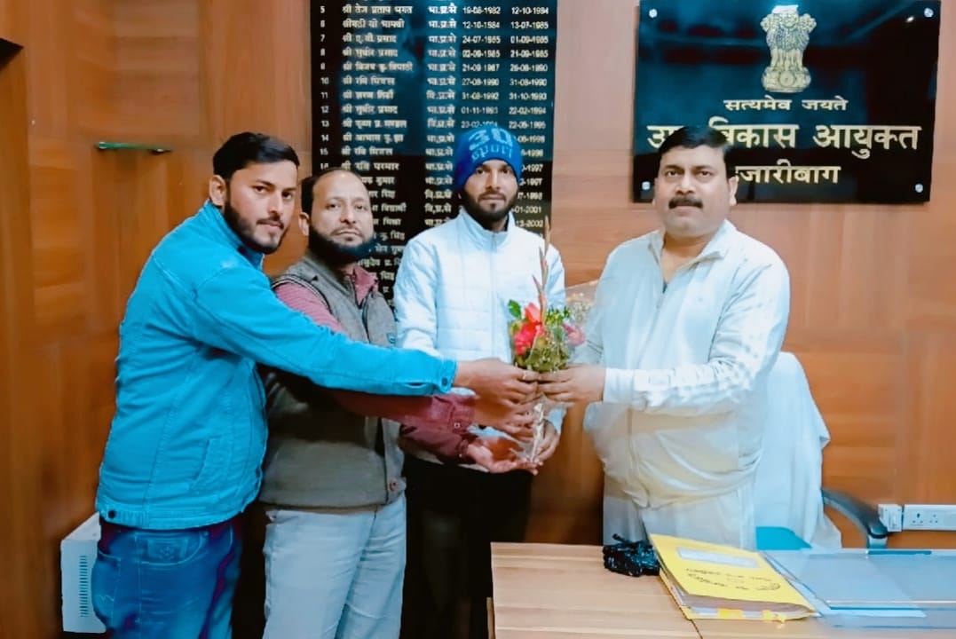 Helping India Trust became emotional on the departure of the Deputy Development Commissioner his tenure of public service was memorable